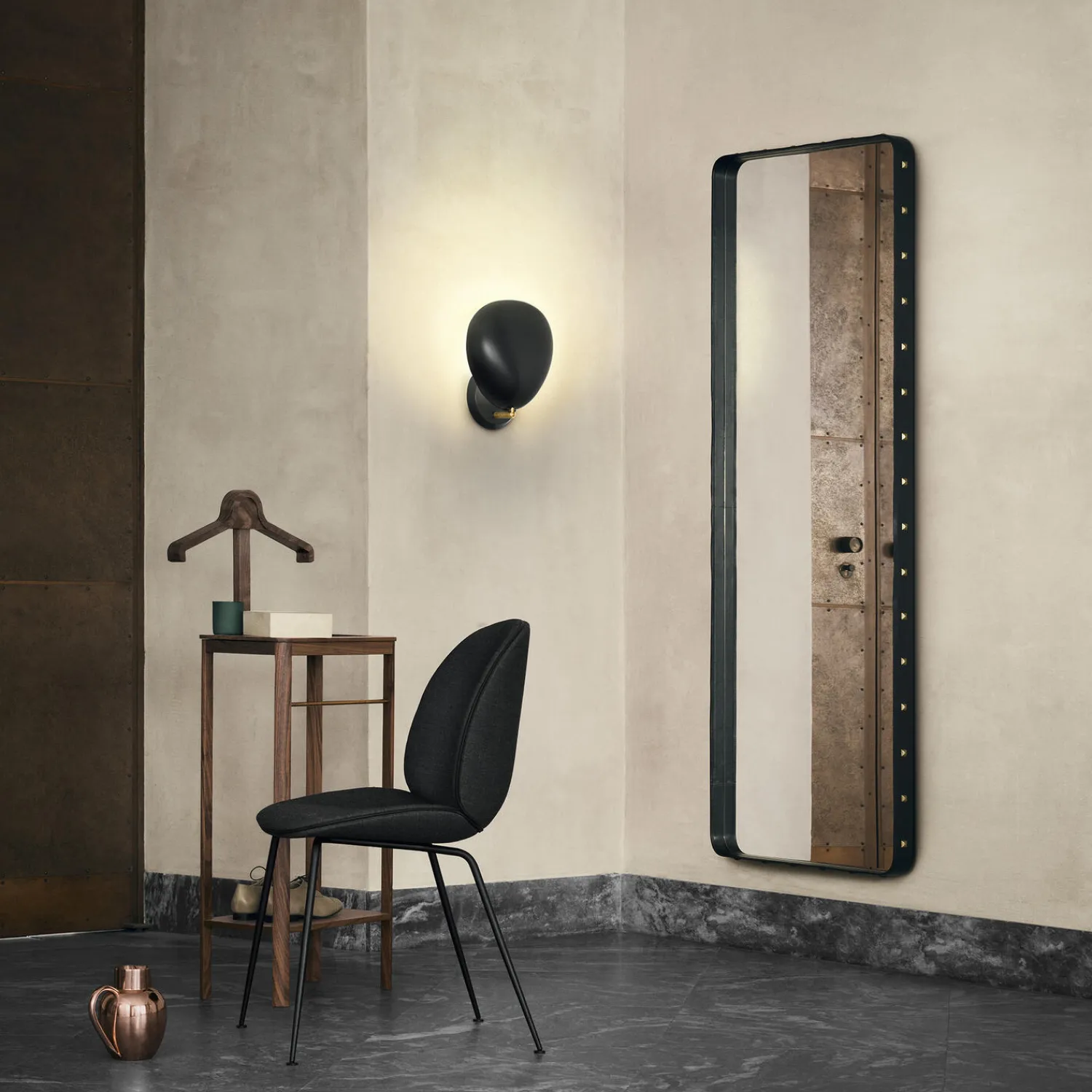 GUBI Vægspejle-Adnet Rectangular Wall Mirror, black