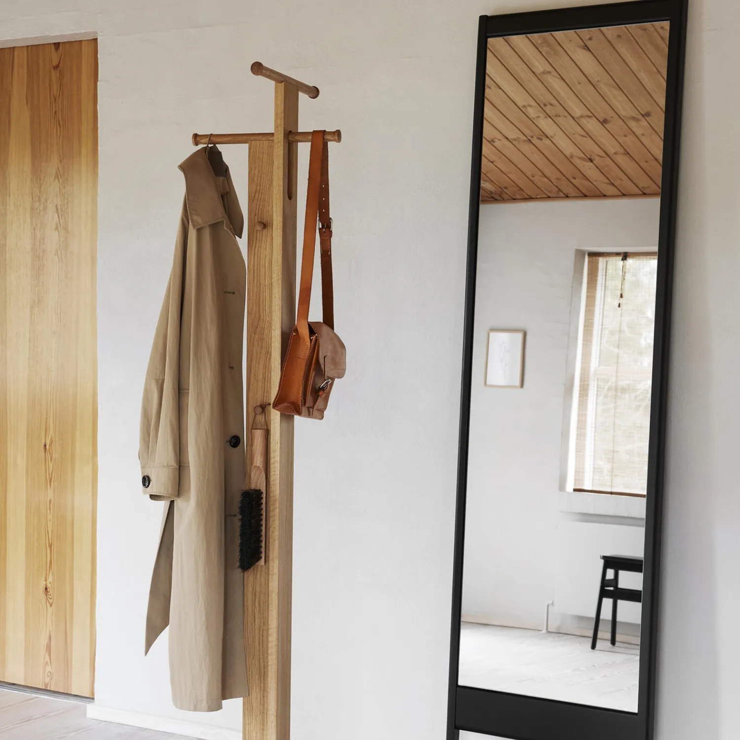 Form & Refine Gulvspejle-A Line Mirror,