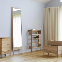 Form & Refine Gulvspejle * A Line Mirror,