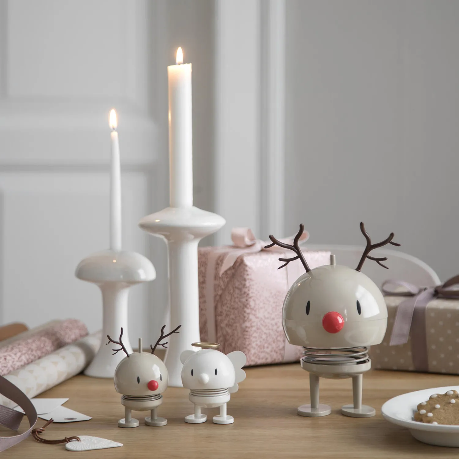 Hoptimist Figurer & Glaskunst-Angel Bumble, white