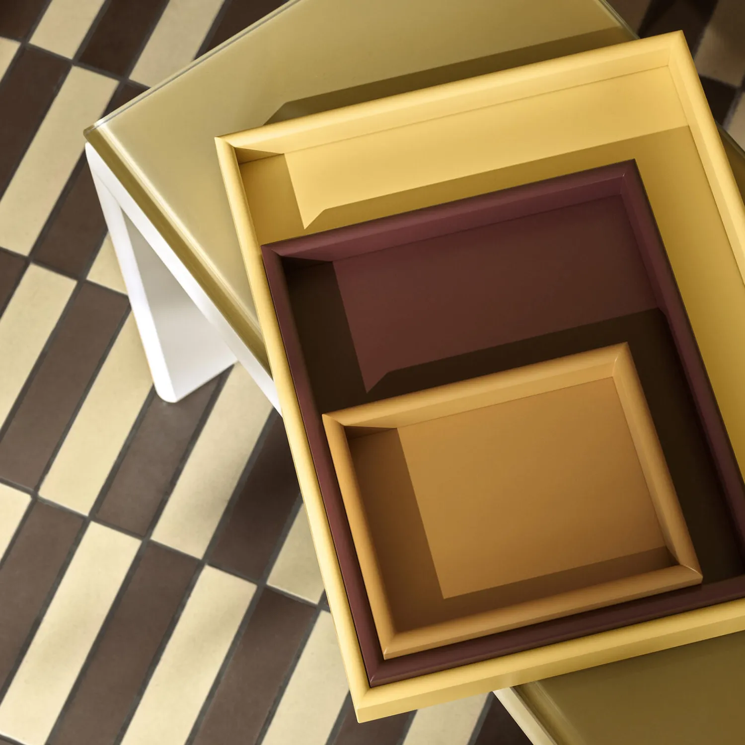 Montana Furniture Skåle, Bakker & Fade * ARRANGE - sæt af 3 bakker, ruby/amber/masala