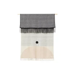 Form & Refine Plaider * Aymara Throw, pattern cream