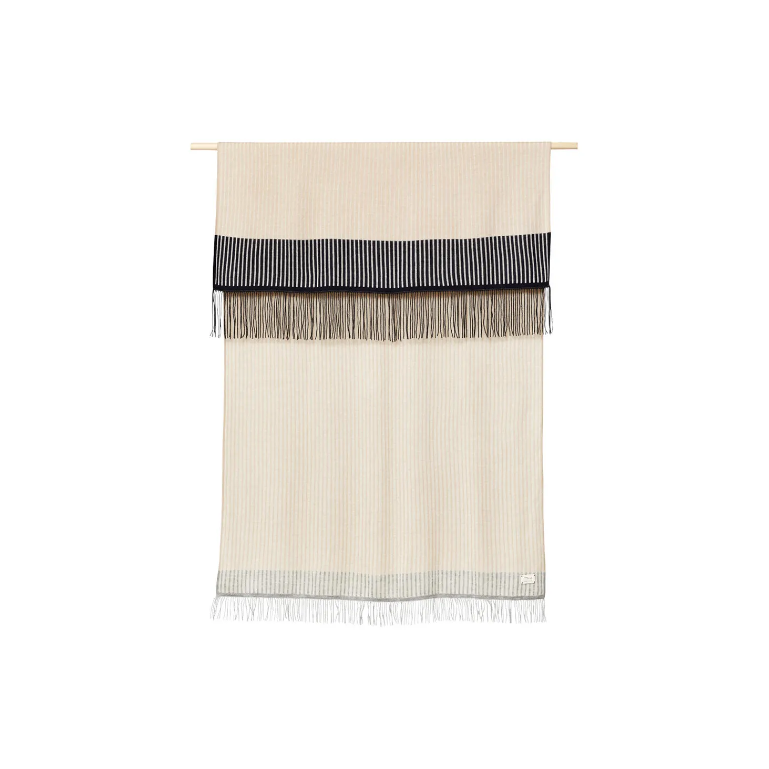 Form & Refine Plaider-Aymara Throw, stripes