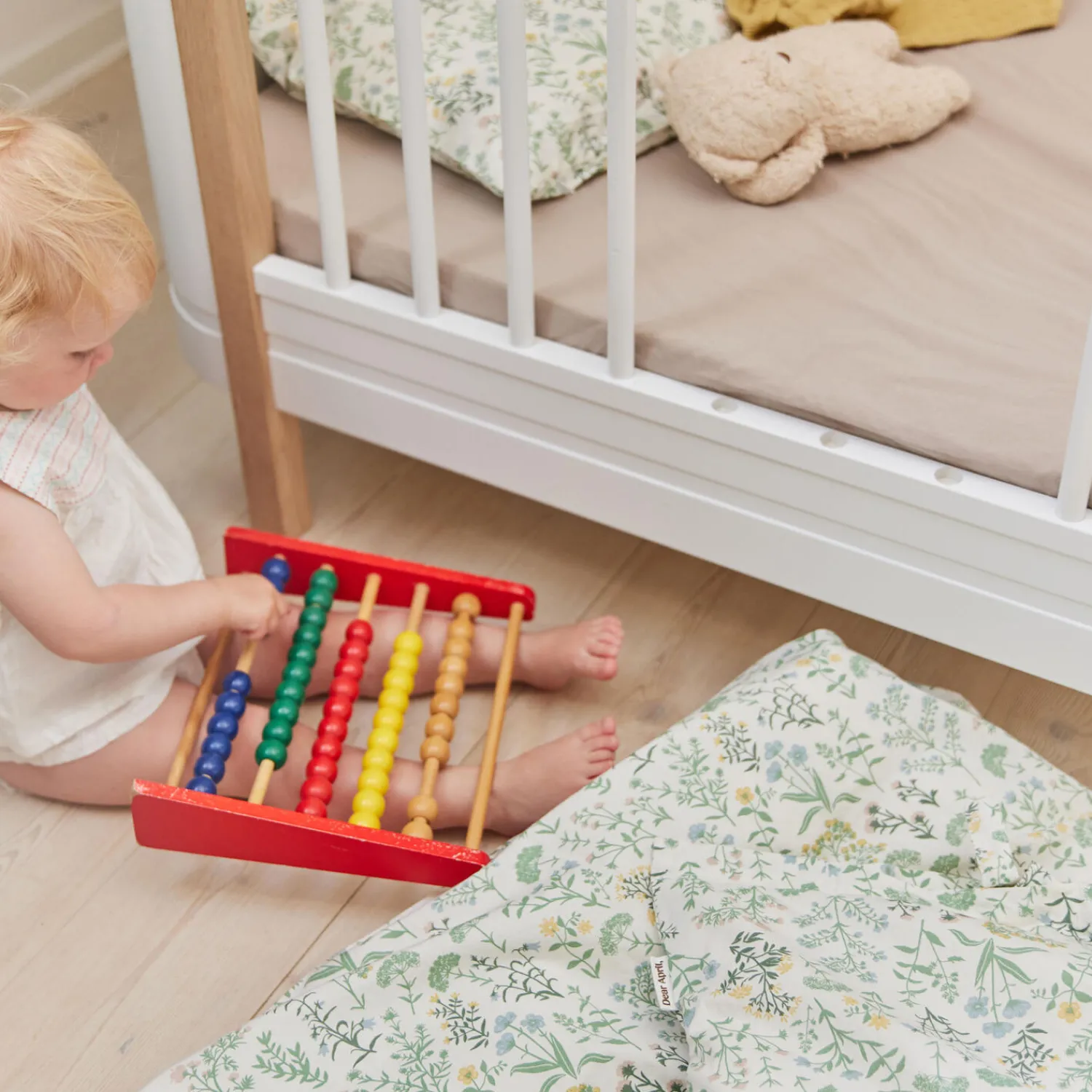 Børn Dear April Soveudstyr|Sengetøj-Bee baby sengetøj,