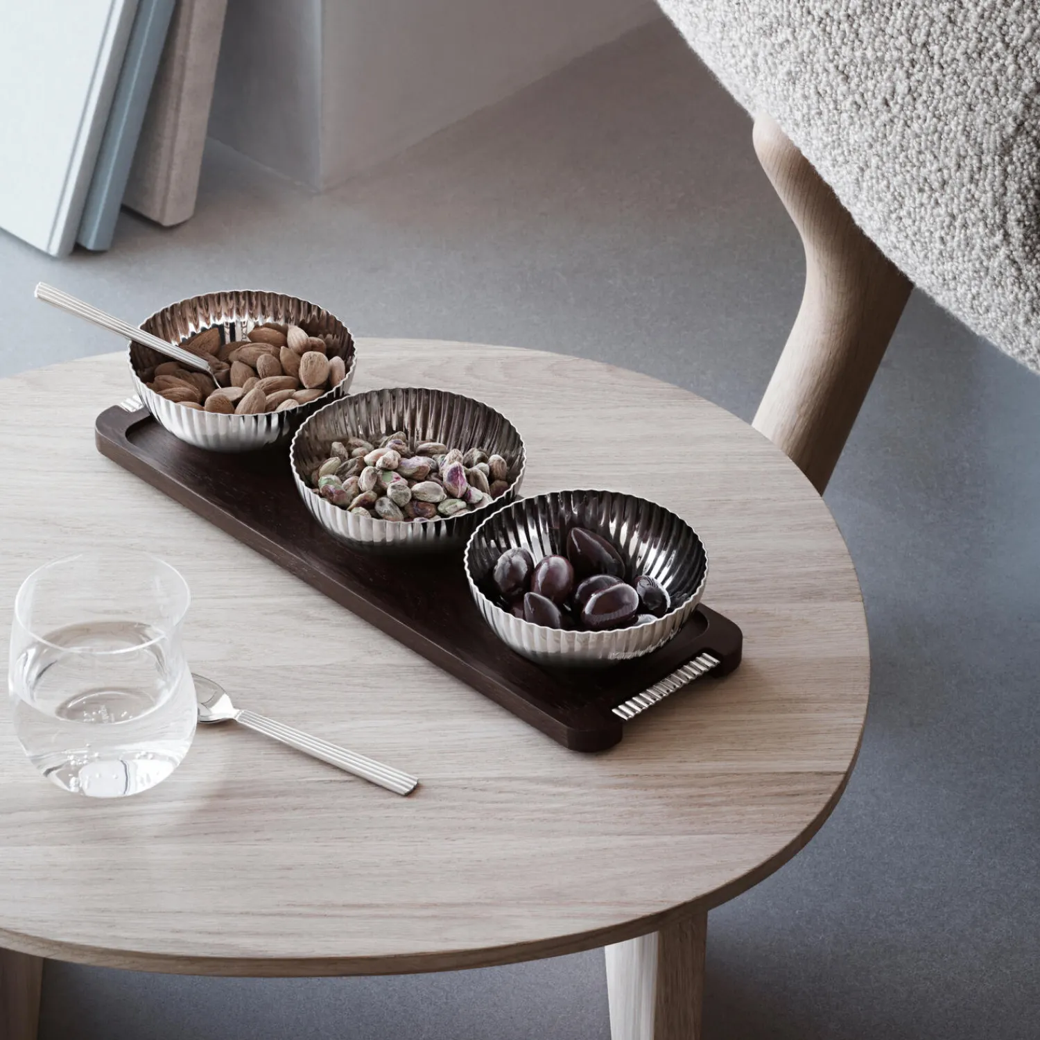 Georg Jensen Skåle, Bakker & Fade-Bernadotte bakke med skåle