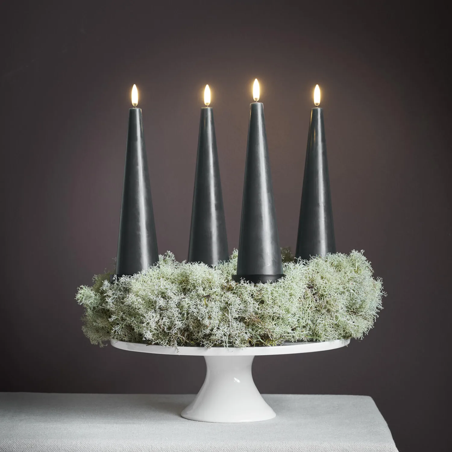Uyuni Lighting Lys & Duftlys-Giftbox w. spike, remote, LED cone candle 4-pack,