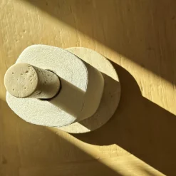 HOEME Copenhagen Køkkenudstyr * Køkkenrulleholder, sand