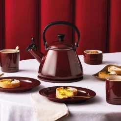 Le Creuset Kaffe- & Teudstyr|Køkkenmaskiner * Kone Kedel, garnet