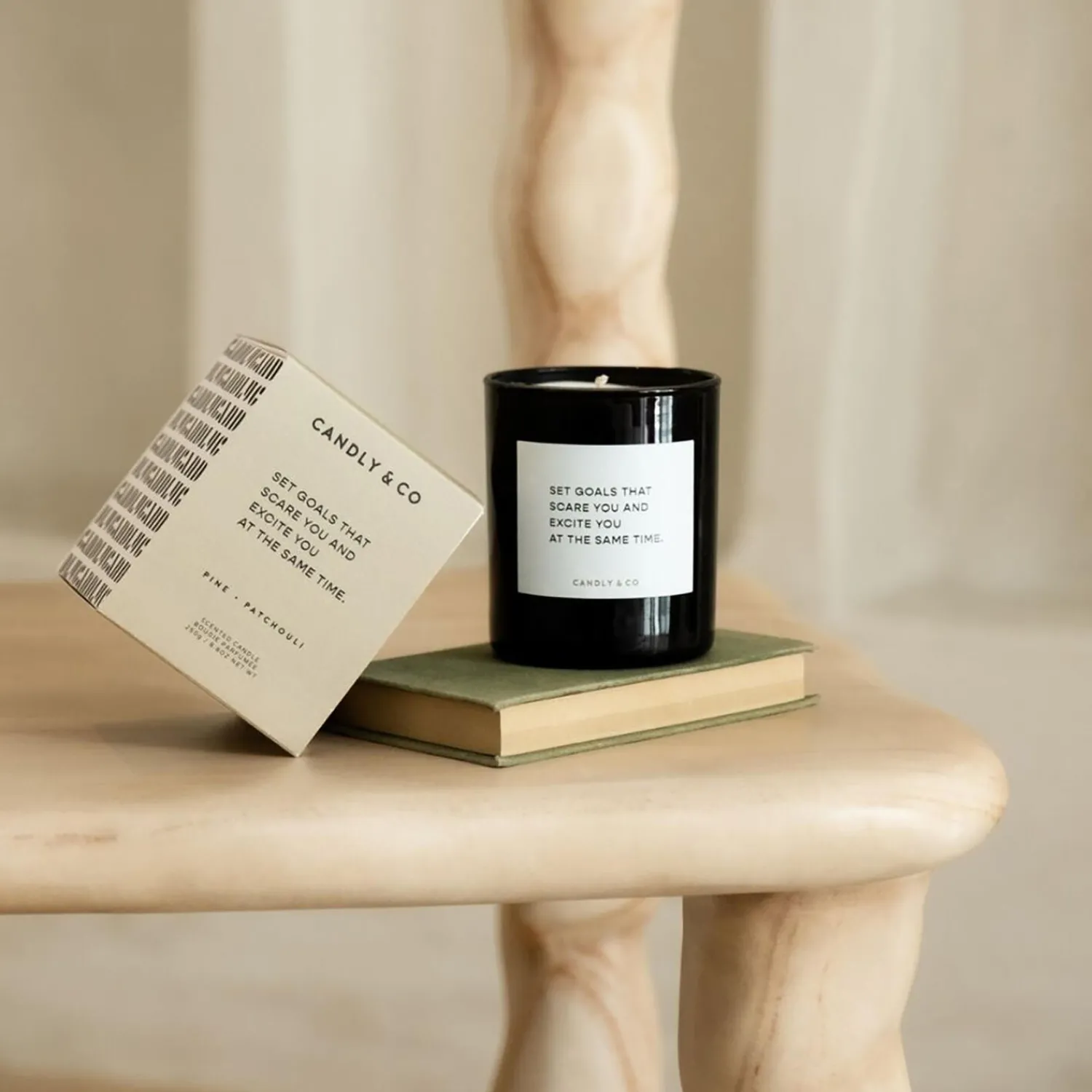 Candly & Co Lys & Duftlys-No. 4 Candle, Set goals that scare you and excite you at the same time