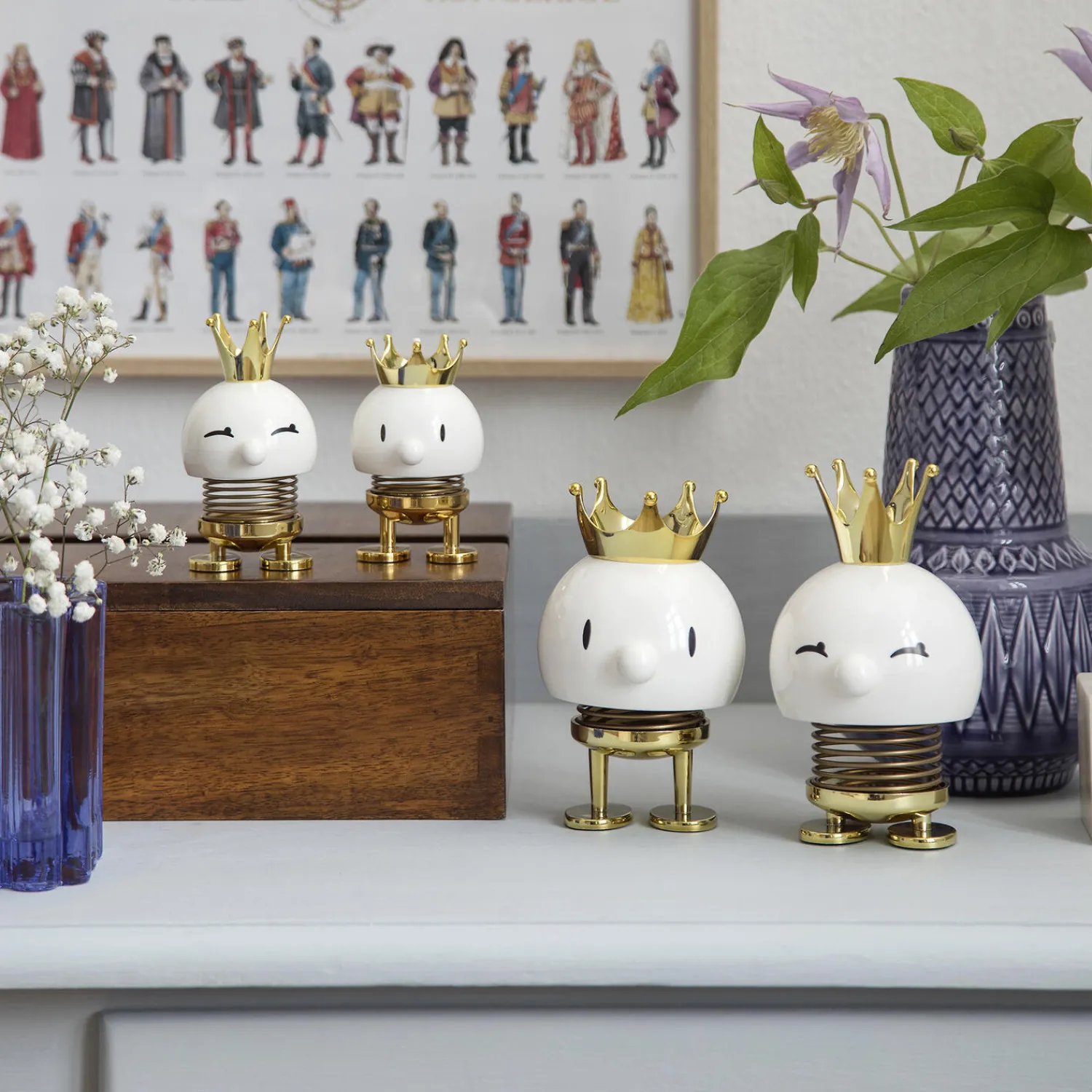 Hoptimist Figurer & Glaskunst-Queen, white