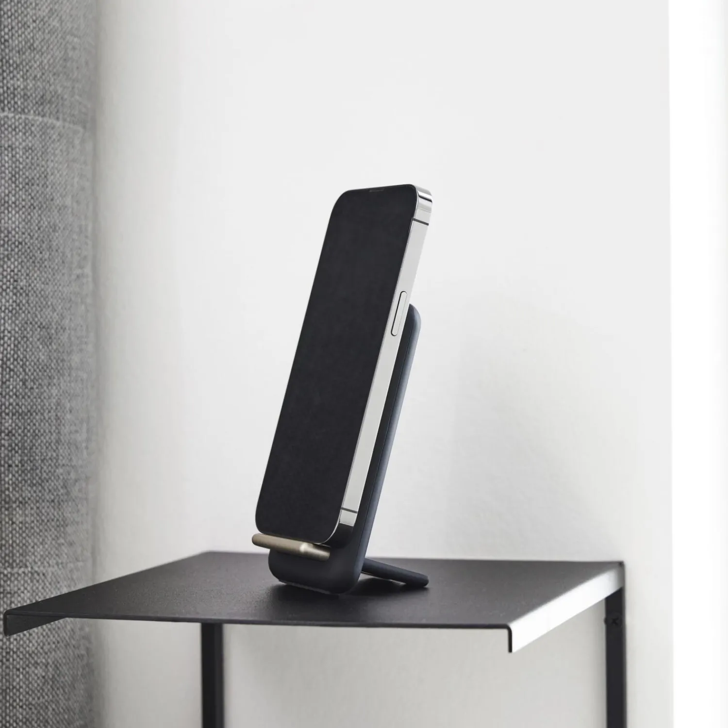 Kreafunk Headsets-reCHARGE trådløs powerbank, black