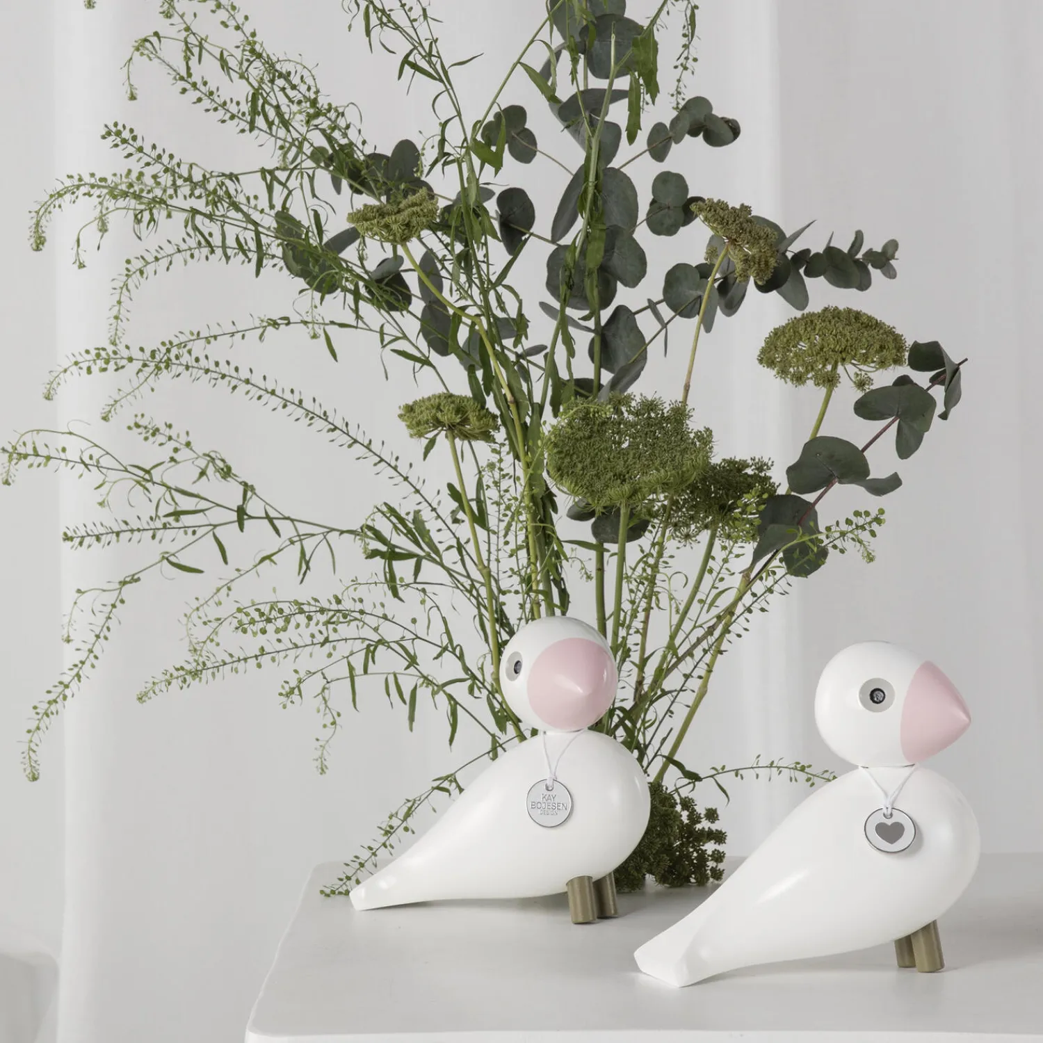 Kay Bojesen Denmark Figurer & Glaskunst * Sangfugl Love, hvid/rosa