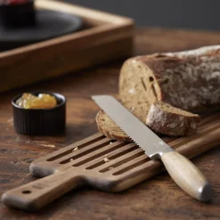 HOLM Køkkenudstyr-Skærebræt med brødkniv