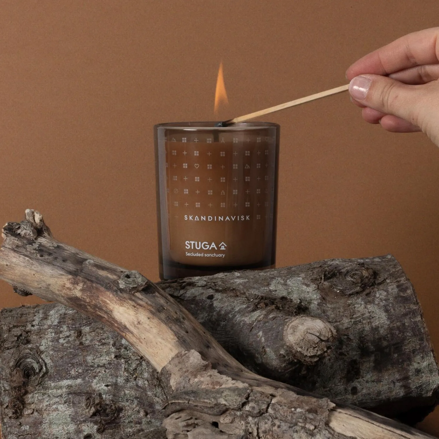 Skandinavisk Lys & Duftlys * STUGA Scented Candle