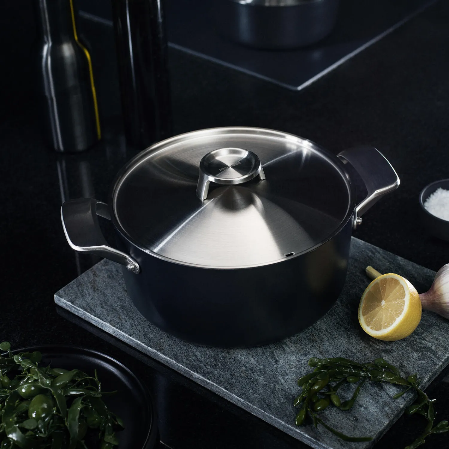 Fiskars Gryder & Pander-Taiten gryde med låg 3,5 L