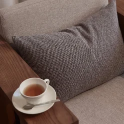 Georg Jensen Damask Pyntepuder & Hynder-TWILIGHT pyntepude, brown melange