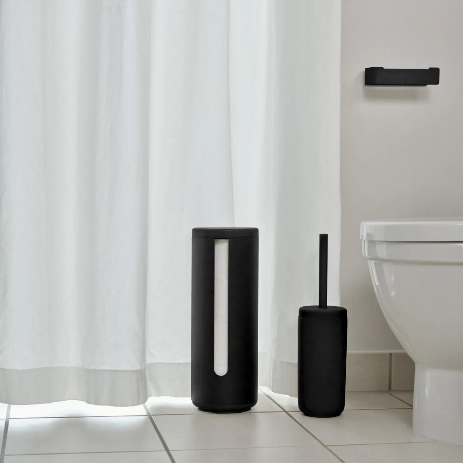 Zone Denmark Badeværelsesudstyr-Ume toiletpapiropbevaring,