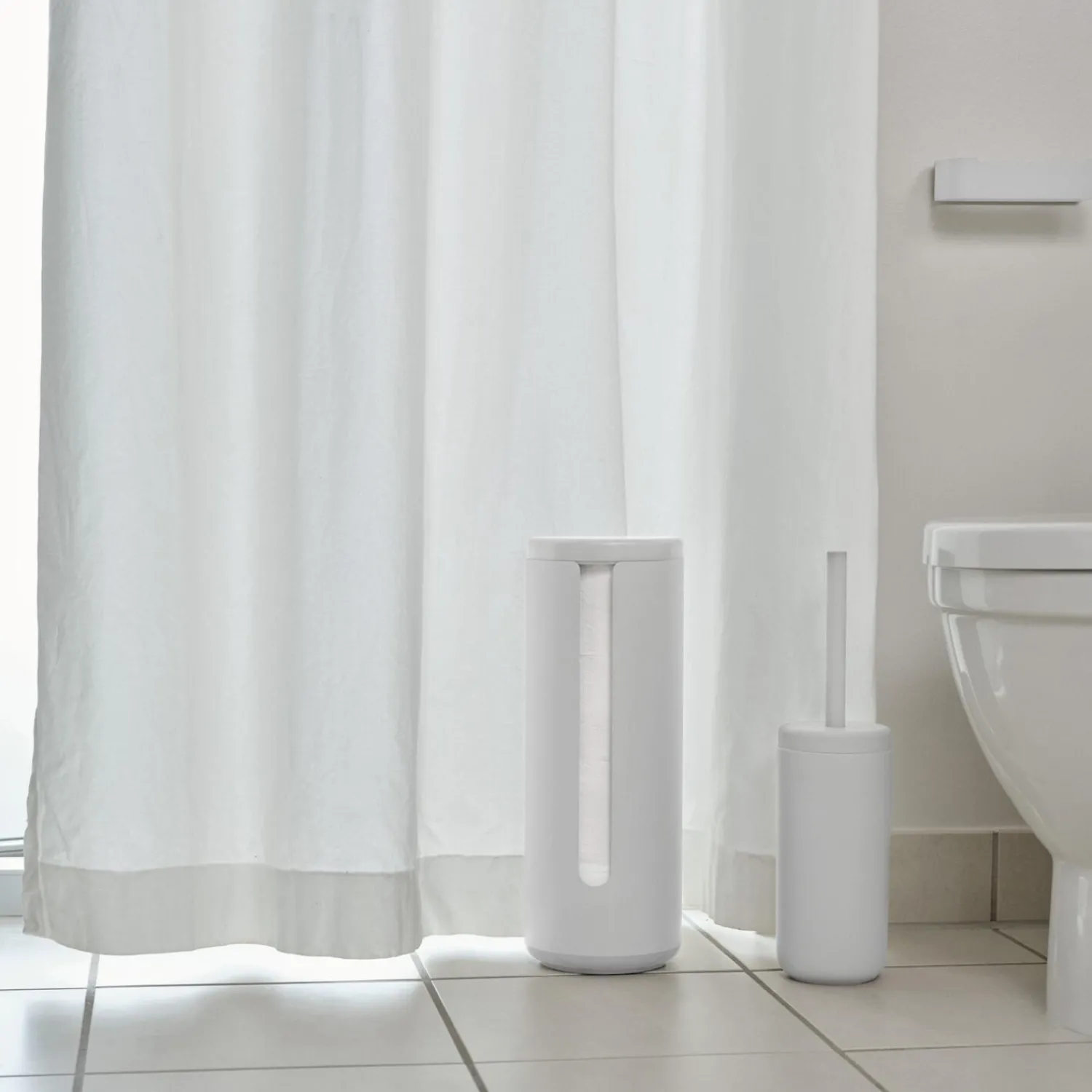 Zone Denmark Badeværelsesudstyr-Ume toiletpapiropbevaring,