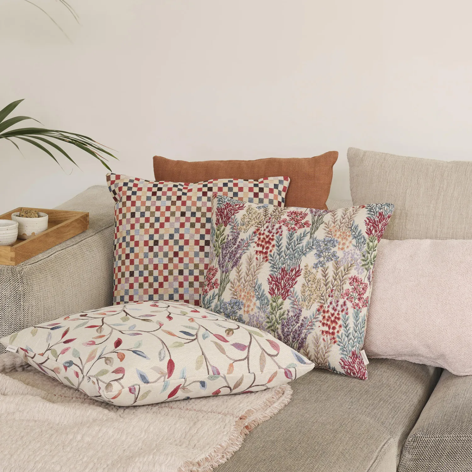 Compliments Pyntepuder & Hynder * Venice pude, multicolored