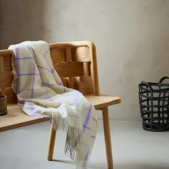 Silkeborg Uldspinderi Plaider * Warp and Weft plaid, 02106 vibrant - raw white/lilac